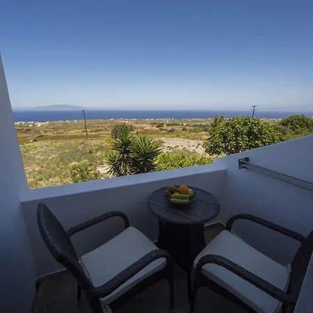 Ianthe & Aparthotel Oia (Santorini)