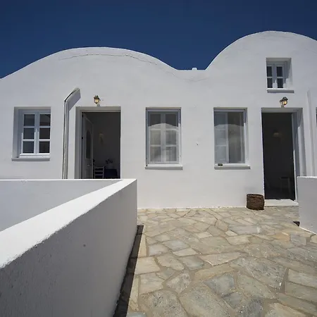 Ianthe & 4* Oia (Santorini)