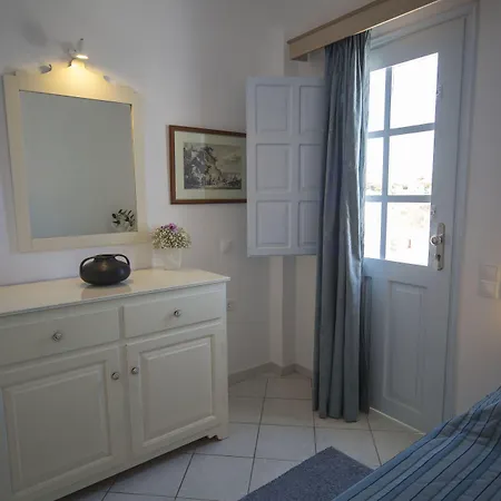 Ianthe & Aparthotel Ia