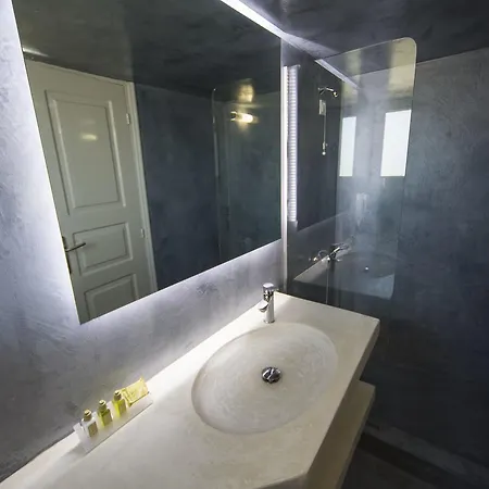 Apartmanhotel Ianthe & Ía
