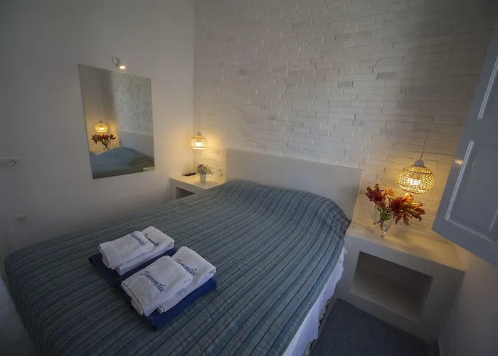 Ianthe & Appart hôtel Oia (Santorini)