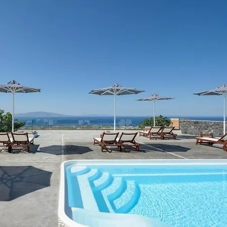 Ianthe & Aparthotel Oia (Santorini)