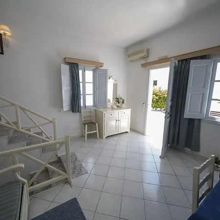 Aparthotel Ianthe &