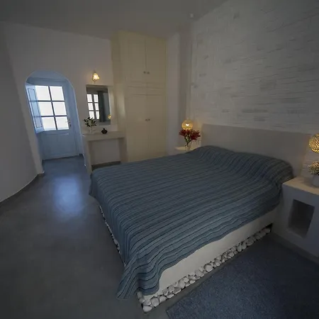 Ianthe & Aparthotel 2*