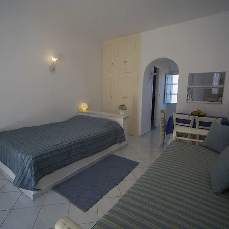 Aparthotel Ianthe &